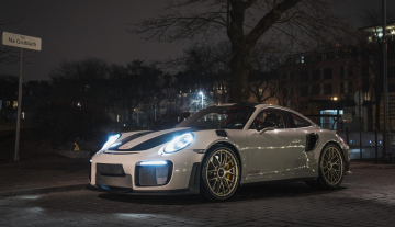 Porsche GT2 RS 